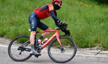 Tao Geoghegan Hart listo para el Giro de Italia después de la victoria en el Tour de los Alpes en Italia